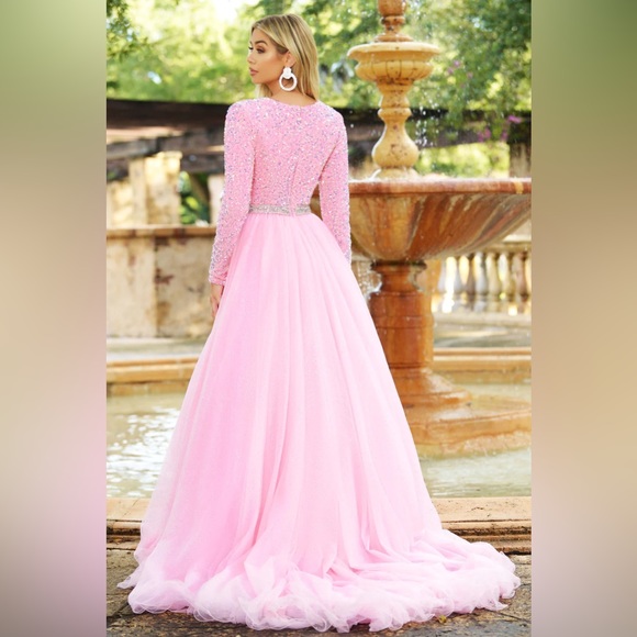 Ava Presley - Pageant Dress - Sz 12 - Picture 9 of 9